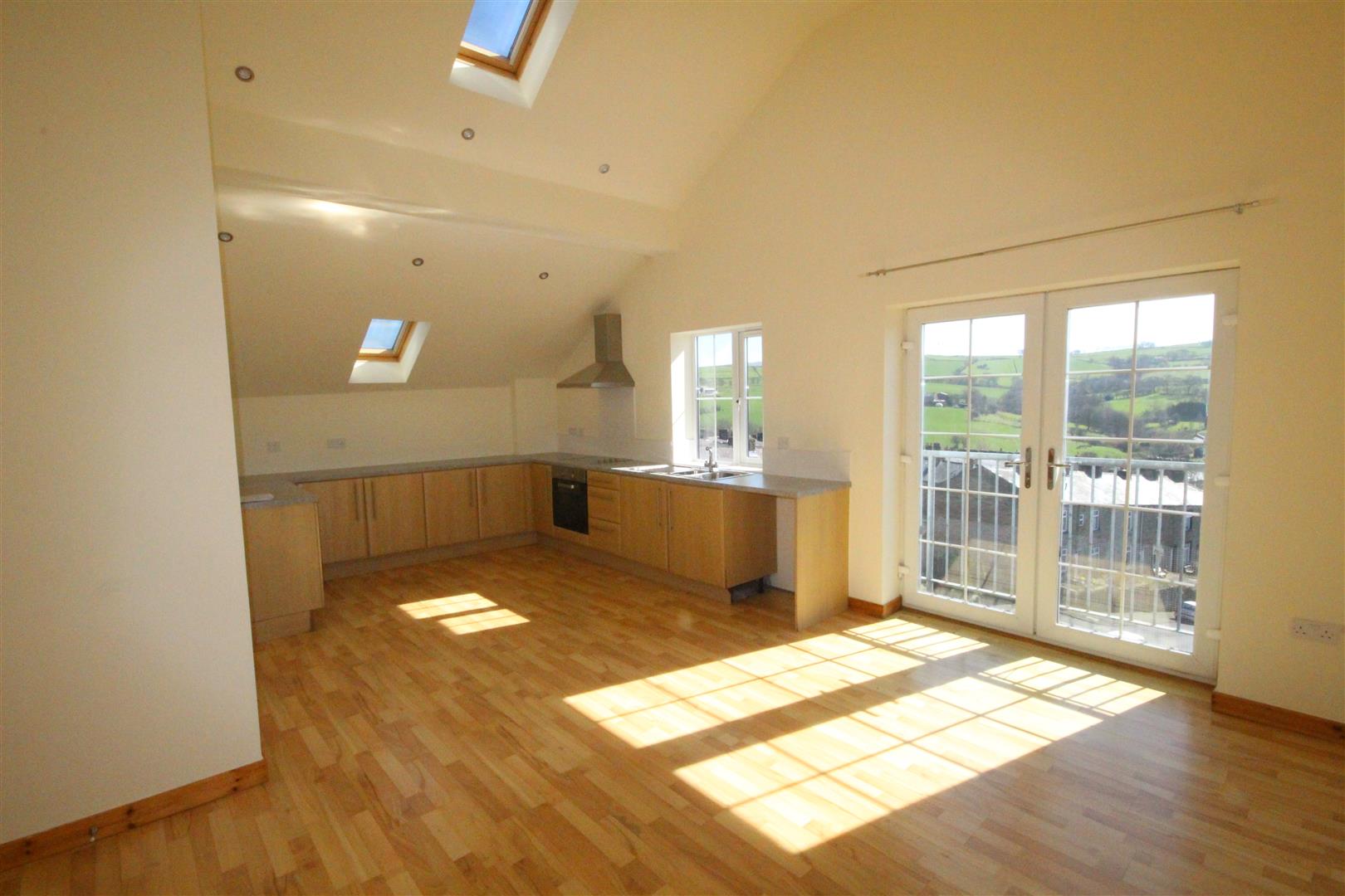 2 bedroom apartment For Sale in Colne - IMG_9532.JPG